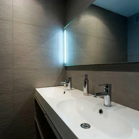 Soroeta By Smiling Hondarribia
